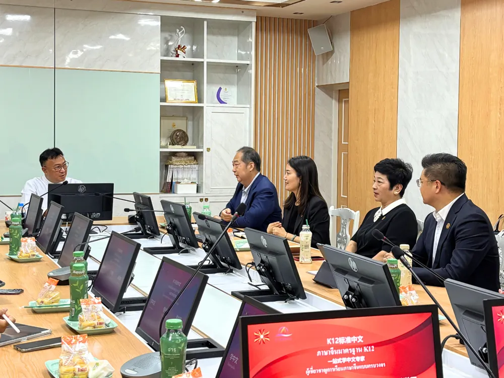 Jinbu ประสานความร่วมมือด้านการศึกษาระหว่าง Maple Leaf Education Systems และโรงเรียนยอแซฟอุปถัมป์