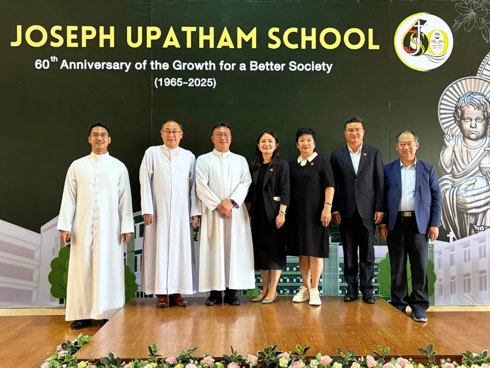 Jinbu ประสานความร่วมมือด้านการศึกษาระหว่าง Maple Leaf Education Systems และโรงเรียนยอแซฟอุปถัมป์