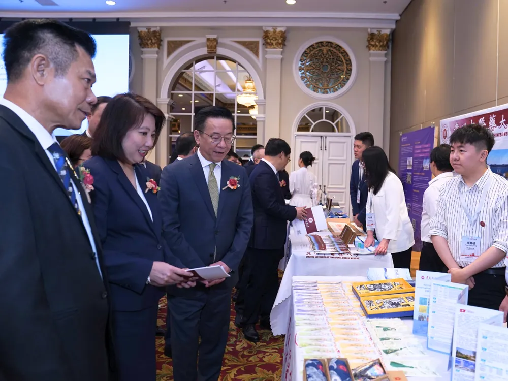 Jinbu ดำเนินการจัดงาน Guizhou Education Fair ให้กับมณฑลกุ้ยโจว ประเทศจีน