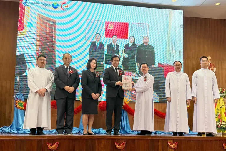 พิธีเปิดศูนย์การเรียนรู้มิตรภาพและสายสัมพันธ์จีน – ไทย เสริมความร่วมมือการศึกษาไทย–จีน