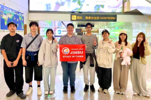 นักเรียน Jinbu โครงการ Live & Learn in China เดินทางกลับถึงไทย