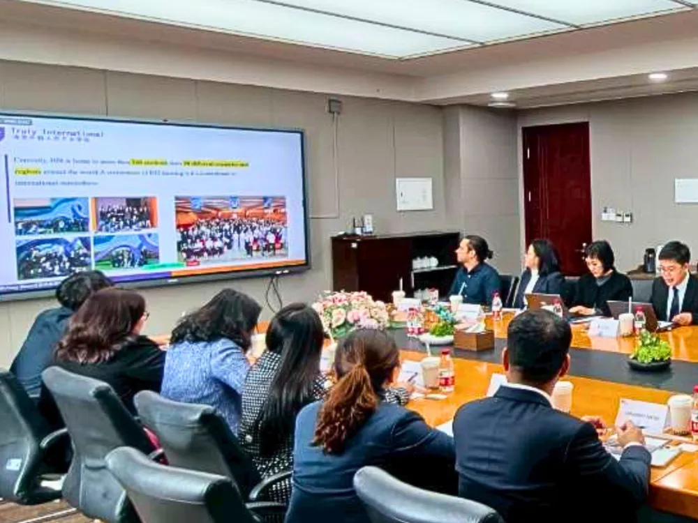บรรยากาศการประชุมในห้องสัมมนาเกี่ยวกับโครงการ Truly International
